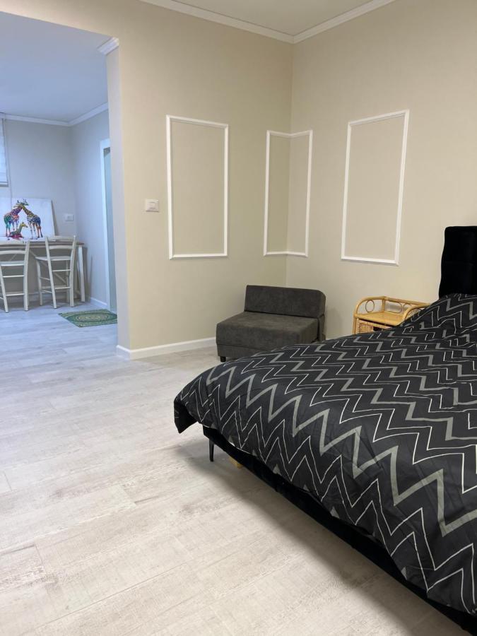 ניב ברוזמרין Lägenhet Eilat Exteriör bild